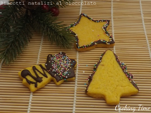 Biscotti natalizi al cioccolato